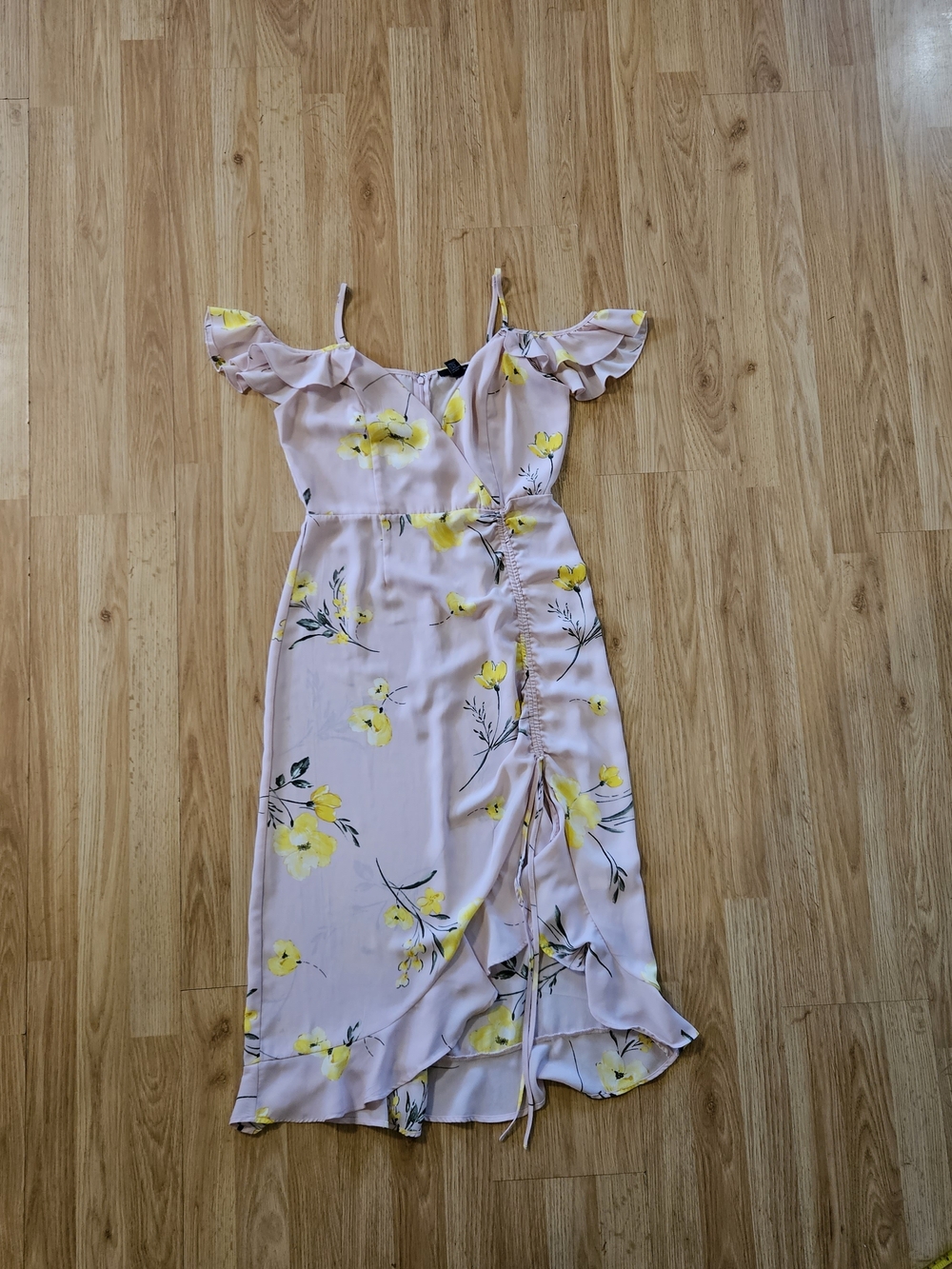 Forever 21 Pastel Pink Off The Shoulder Floral Midi Dress with Spaghetti Straps